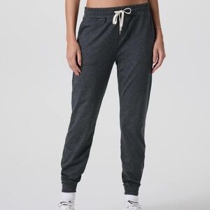 VUORI Halo Heather Grey Jogger Pants Size Large